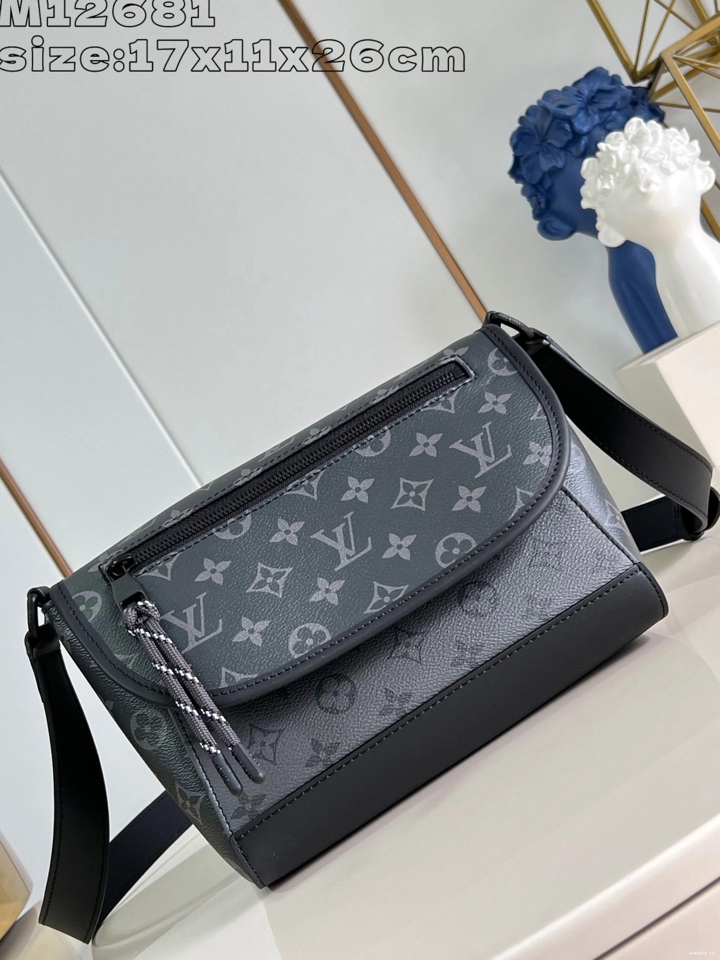 WIS Messenger Vuitton Louis Pulse 0217